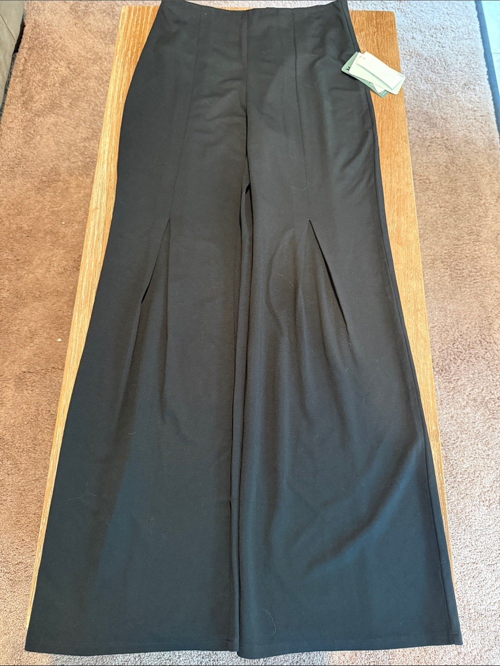 NWT Lyssé Black Pleated Wide Leg Trouser Pants Size Large Pull On Style #2011